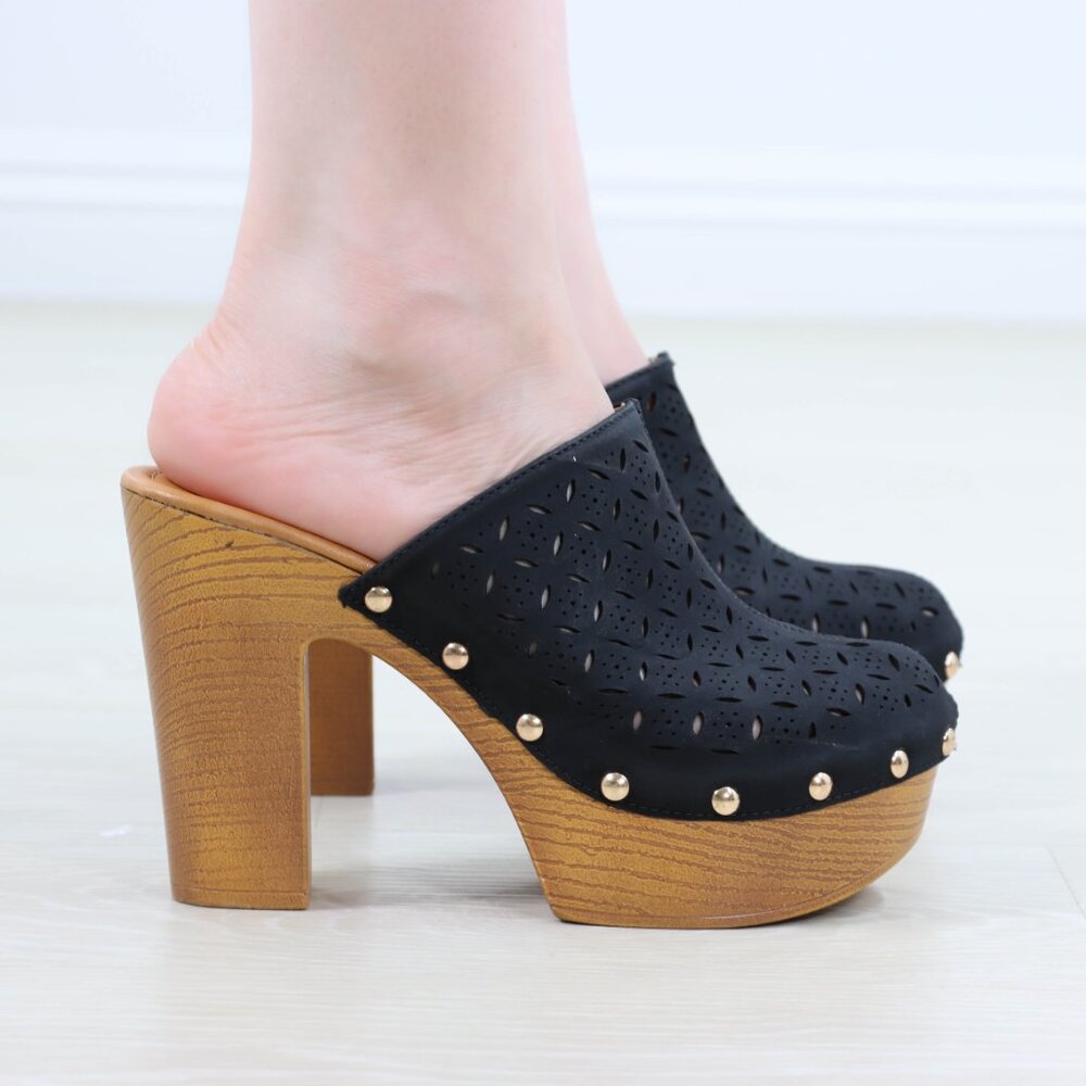 Black Studded Platform Clogs Retro Lightweight Faux Wood Block Heel Mules - Picture 14 of 15